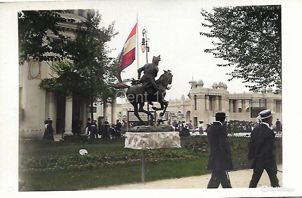 5-AV-de-Nations-nu-krijgslaan-rechts-monumentale-fontein-links-paleis-Frankrijk-getrokken-ter-hoogte-van-de-Notaris-nu-woont-Colorized